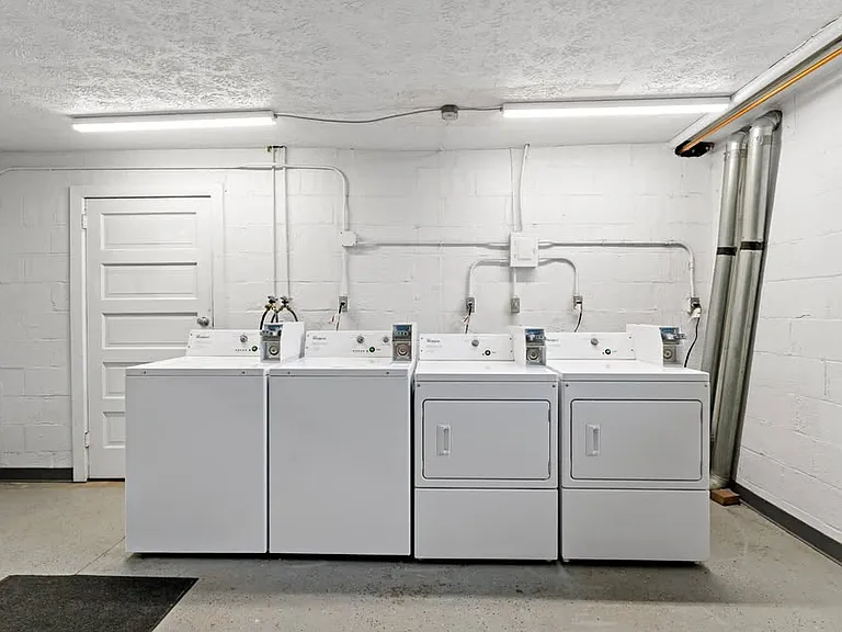315 N Washington St #11 — Photo 4