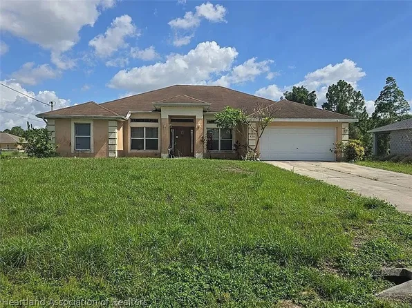 720 Lamar St E, Lehigh Acres, FL 33936