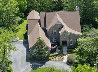 730 N Mosley Rd, Saint Louis, MO 63141