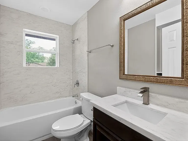 705 Donald Dr — Photo 17