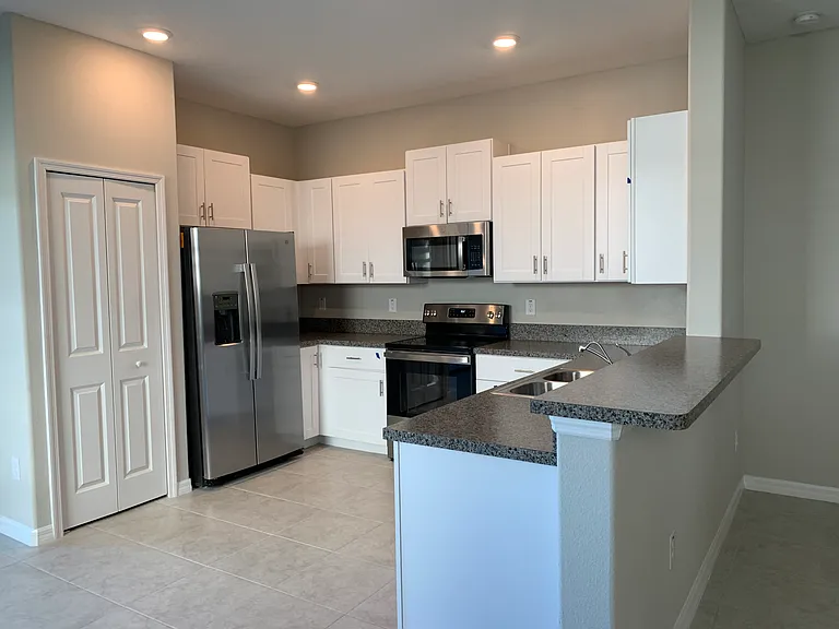 3612 Bellmeade Ct — Photo 3