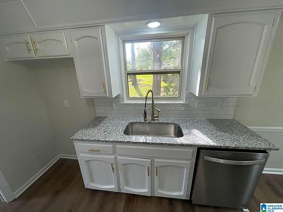 5th image of 313 Fair Oaks Dr