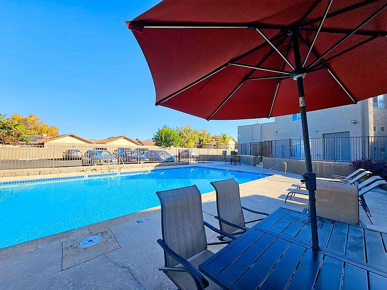 Sandalwood Apartments — Photo 47