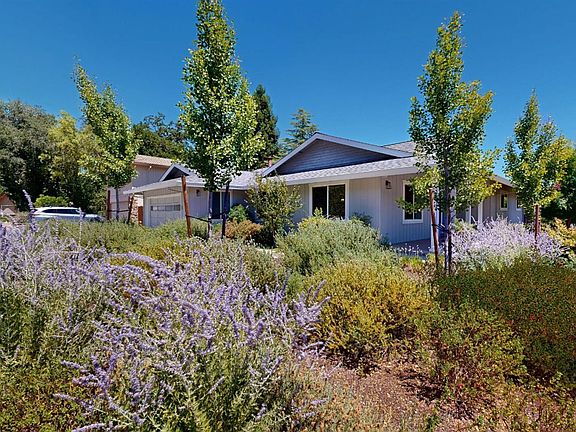 3rd image of 404 N Foothill Boulevard
