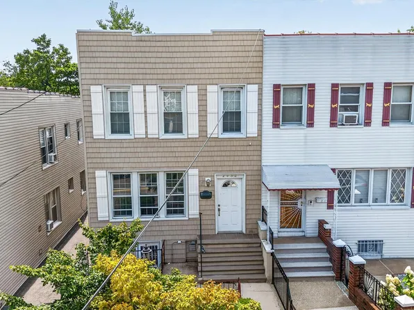 2952 Miles Avenue, Bronx, NY 10465