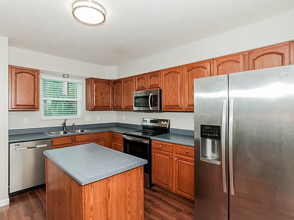 5th image of 382 Gatewood Ct