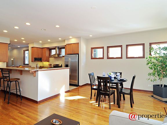Kitchen / Breakfast Room