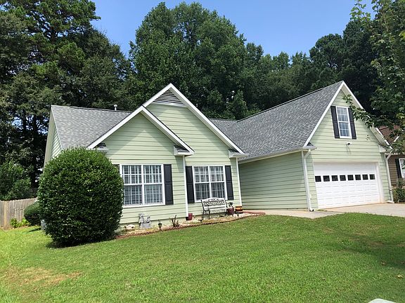 2nd image of 755 Chatham Park Dr
