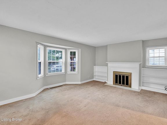 4th image of 1933 Emerson Ave