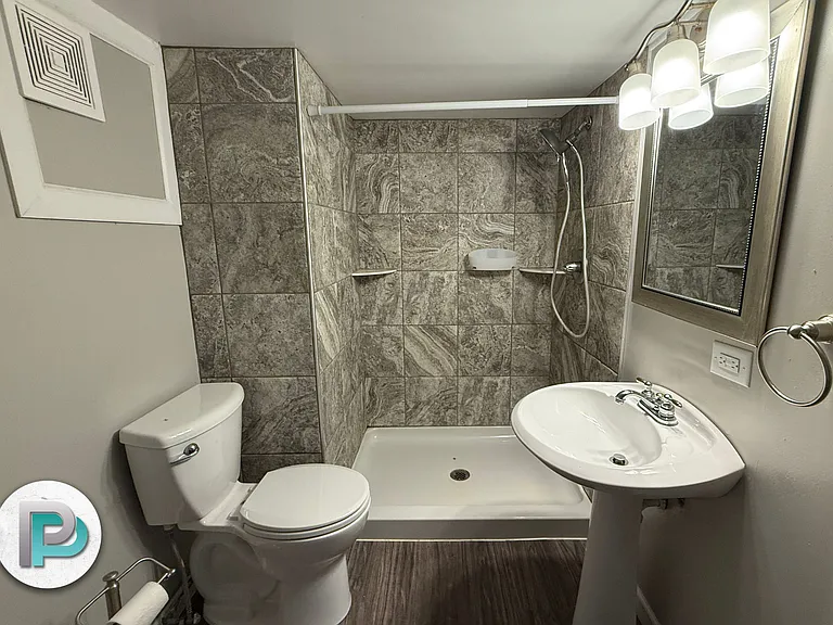 1504 N Adams Ave #1504 — Photo 17