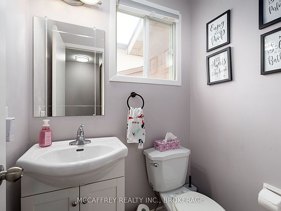 4th image of 932 Heaton Rd