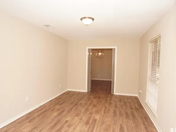 8082 Brunson Ave, Semmes, AL 36575