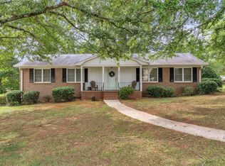 106 Chestnut Dr, Easley, SC 29642