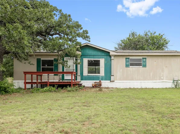 1164 N McKinney St, De Leon, TX 76444