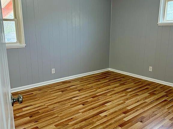 5th image of 4400 Mohegan Dr
