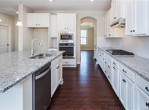 3rd image of 125 Campanile Dr