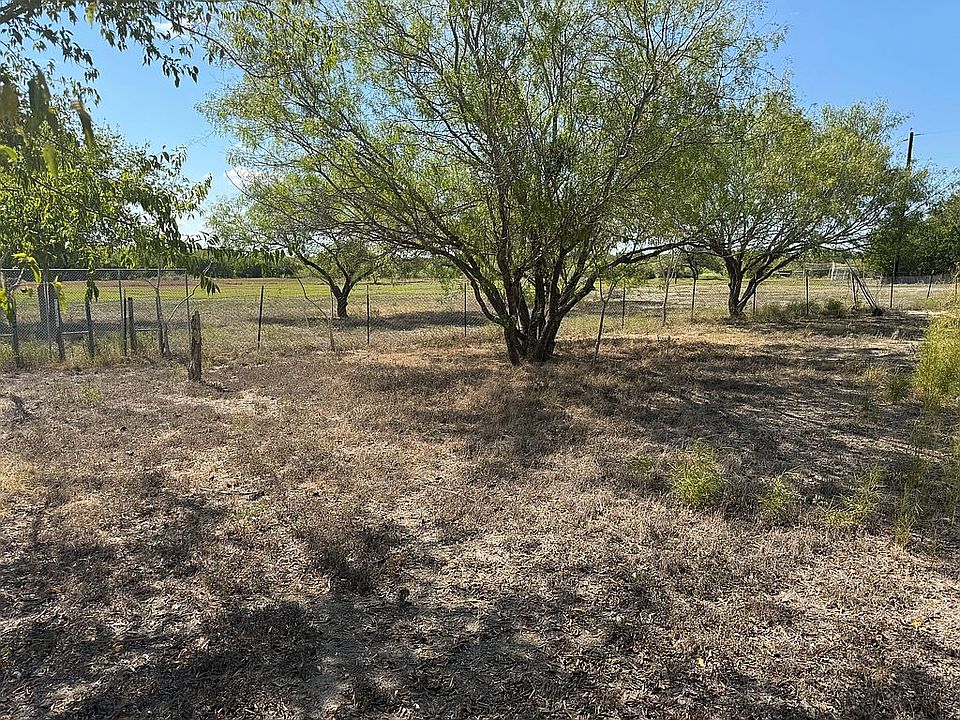 North corner to south view