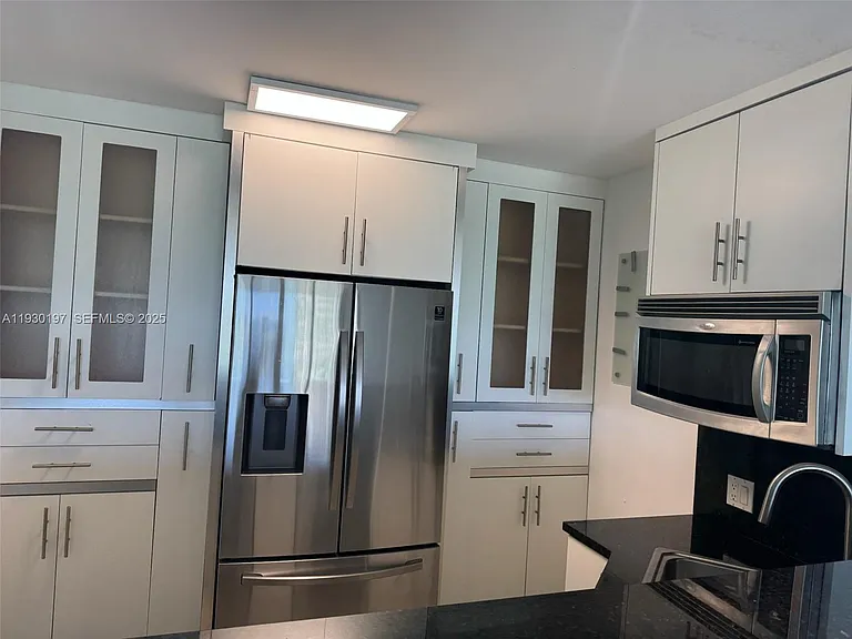 100 Bayview Dr #309 — Photo 12