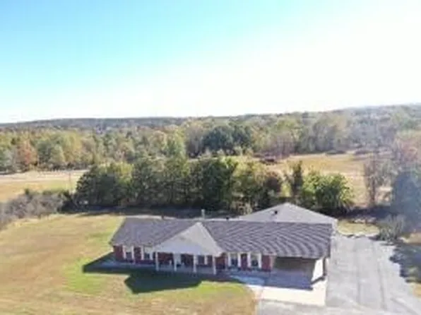5920 N Arkansas Ave, Russellville, AR 72802