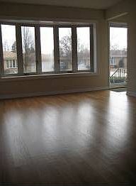 5th image of 2728 Sarah St