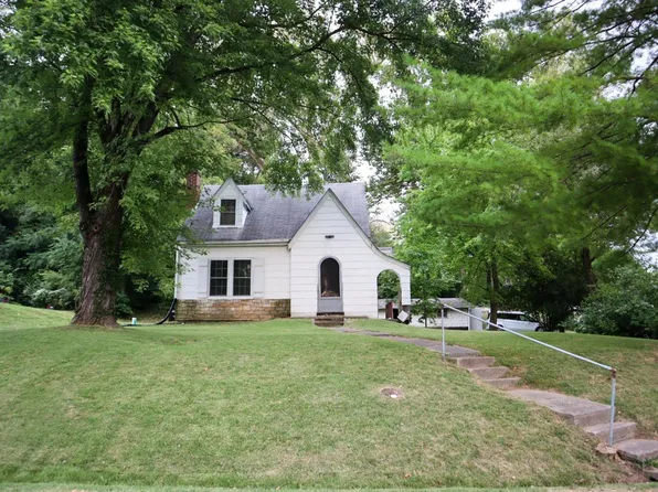 1434 1st Ave, Fairview Heights, IL 62208