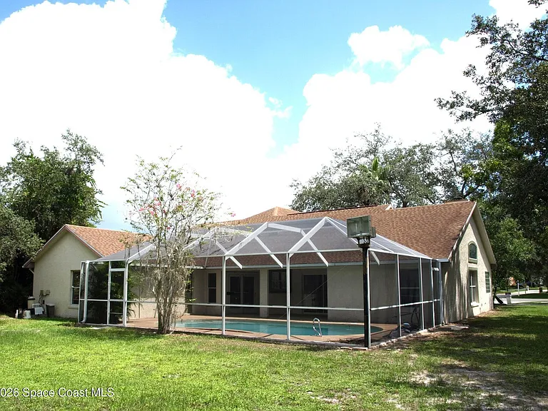 1170 Briar Run Cir — Photo 18