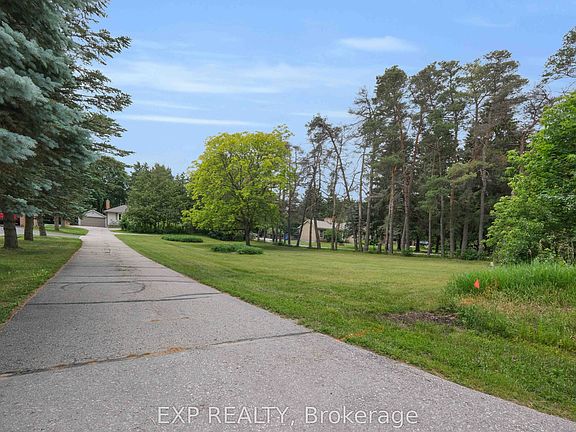 2nd image of 5373 Aurora Rd