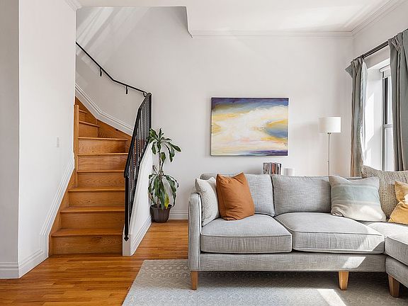 2nd image of 177 14th St #3