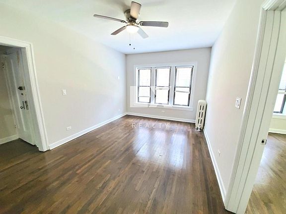 4th image of 1349 W Touhy Ave APT 1S