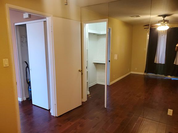 5th image of 432 W Blackhawk Dr Unit 6