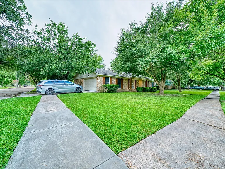 5911 Dawnridge Dr — Photo 40