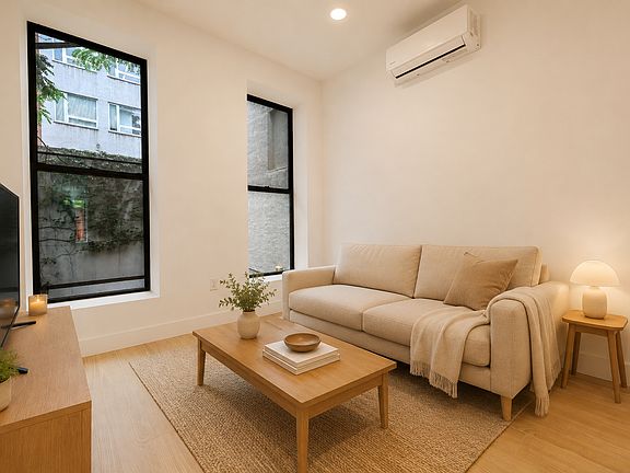 2nd image of 72 W 126th St #3A