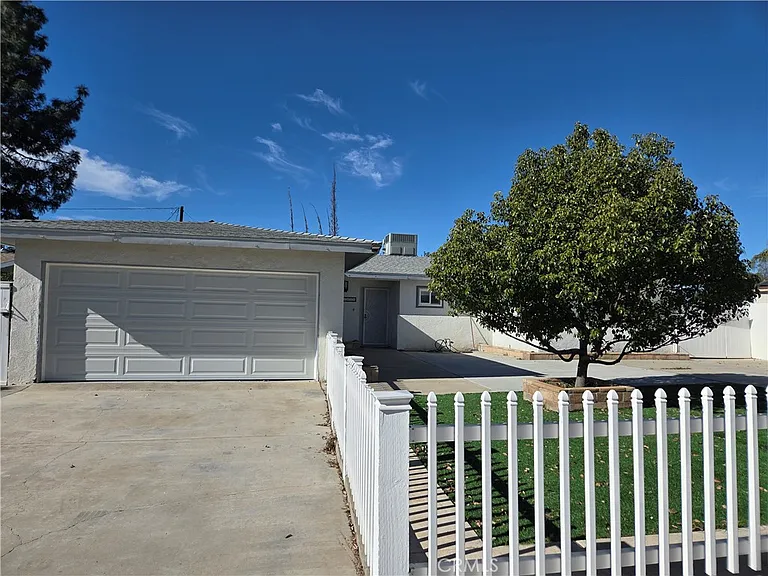 11889 Kilgore St — Photo 10