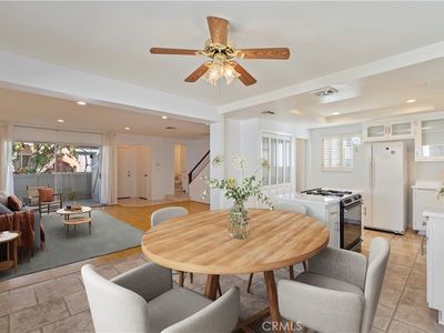 18550 Hatteras St UNIT 66, Tarzana, CA, 91356