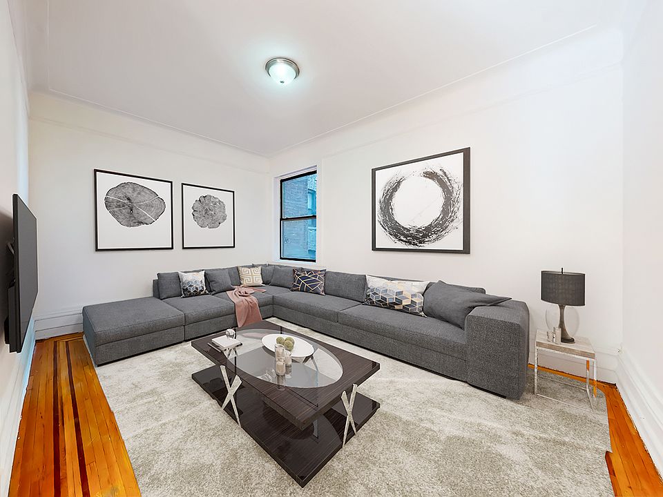 1st image of 256 Seaman Ave APT 1B