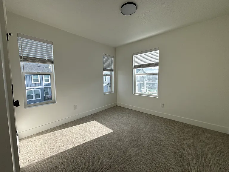 3469 S Arabella Ct — Photo 9