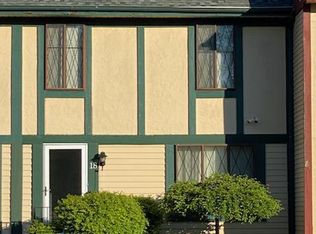 18 Shetland Dr, Clementon, NJ 08021