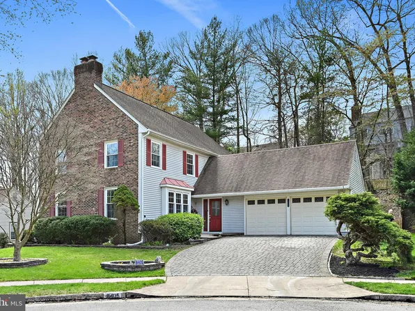 8405 Golden Aspen Ct, Springfield, VA 22153