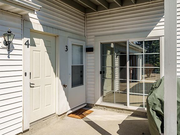 3rd image of 10113 Monarch Rd Unit 3