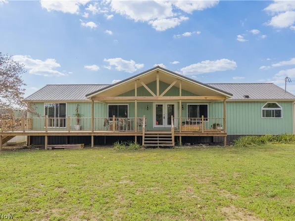 5267 Apollo Rd NE, Salineville, OH 43945