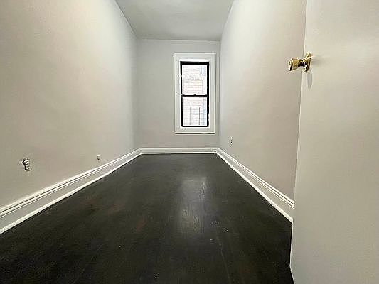 3rd image of 2157 Ocean Ave APT 2E