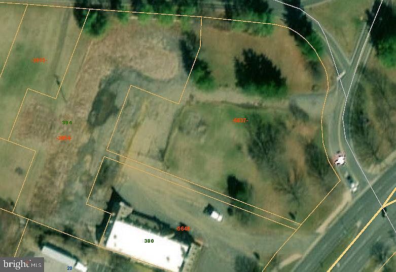 1st image of 394 Broadview Ave