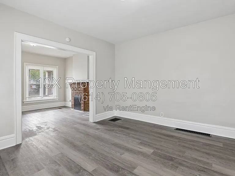 132 S Richardson Ave — Photo 9