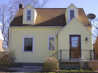 1210 Walsh St, Lansing, MI 48912