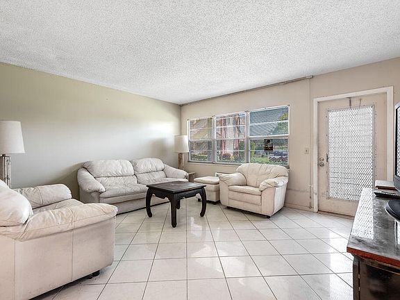 5th image of 301 Preston H #301
