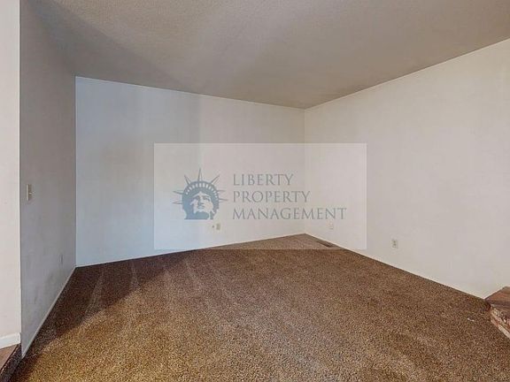 3rd image of 3020 Radnor Way