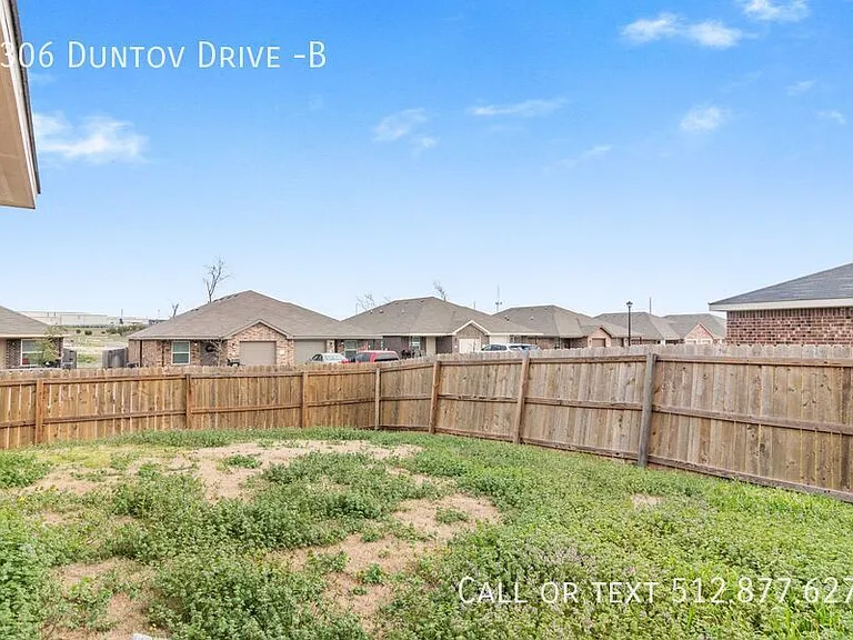 2306 Duntov Dr #B — Photo 25