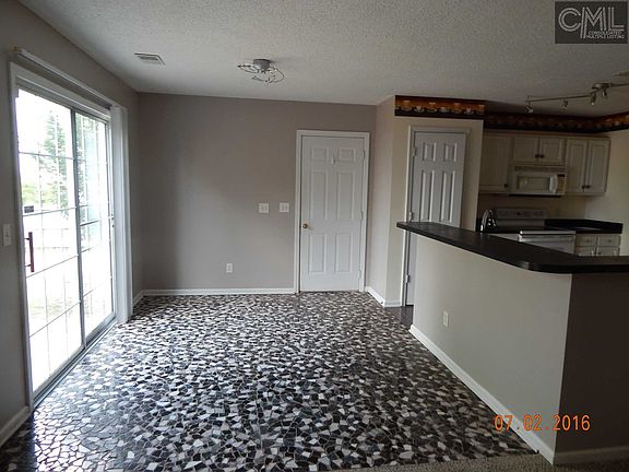 3rd image of 205 Crest Haven Dr