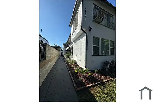 7528 Norton Ave Photo 1
