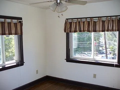 2 bed, 1000 sqft, $1,399 — Photo 3